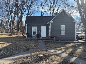 18 E Forest Ave in Columbia, MO - Building Photo - Building Photo