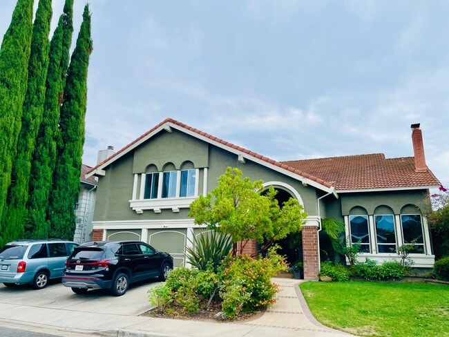 property at 1060 Cross Springs Ct