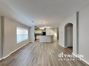9805 Pack Saddle Trail in Fort Worth, TX - Building Photo - Building Photo
