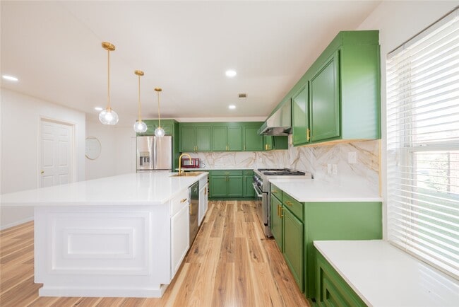 property at 7246 Wimberly Oaks Ln