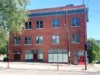 2139 Summit St, Unit 2E in Kansas City, MO - Foto de edificio - Building Photo