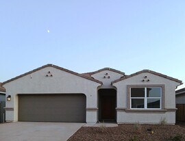 1707 W Stanton Ave in Apache Junction, AZ - Building Photo