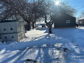 130 Buchanon Ave in Dauphin, MB - Building Photo - Building Photo