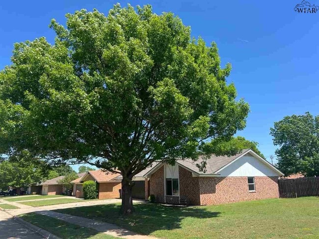 6 Anita Ln in Wichita Falls, TX - Building Photo - Building Photo