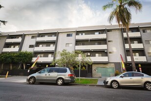 951 S. Oxford in Los Angeles, CA - Building Photo