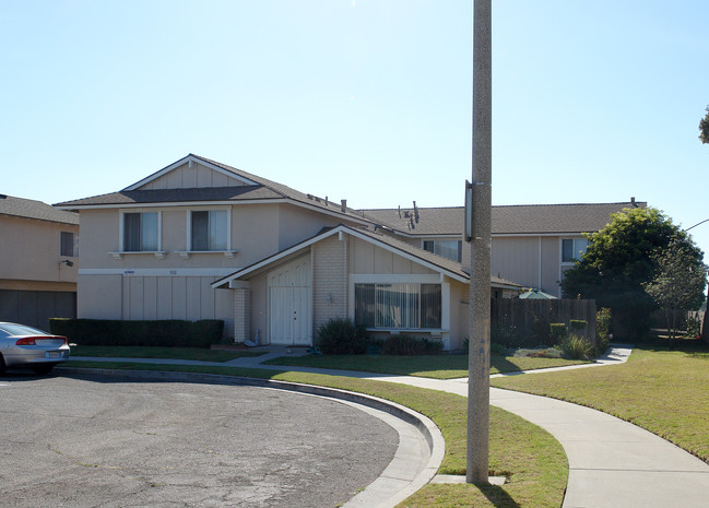 511 J Ct in Oxnard, CA - Foto de edificio - Building Photo