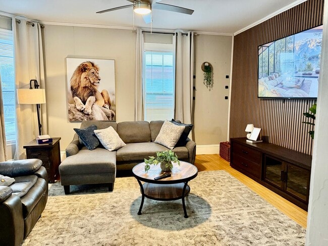 79 Sanford St, Unit 2