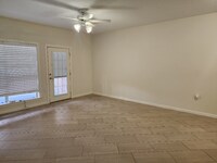 2803 Kings Crossing Dr photo'