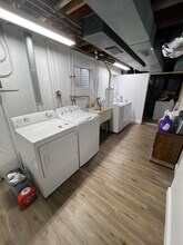 1202 E Ardyce Ln in Mount Prospect, IL - Building Photo - Building Photo