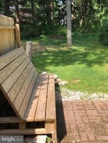 25 Constitution Ave in Doylestown, PA - Building Photo