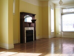 2317 N Orchard St in Chicago, IL - Building Photo - Building Photo