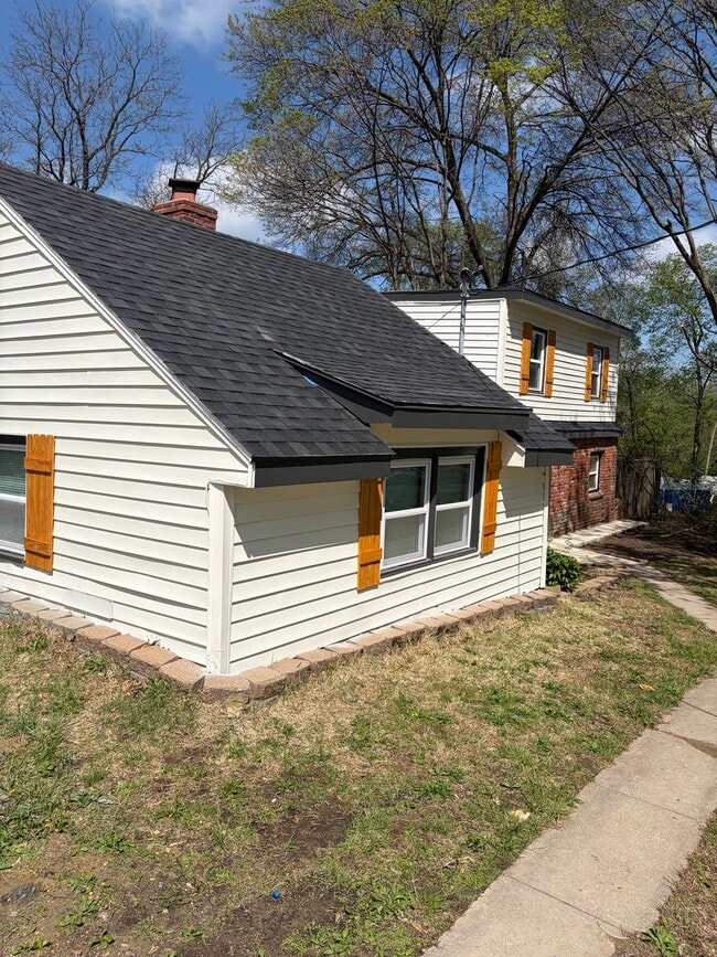 7838 James A Reed Rd, Unit 1210 in Kansas City, MO - Building Photo - Building Photo