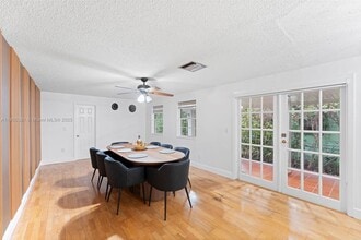 2238 SW 24th Ter in Miami, FL - Building Photo - Building Photo