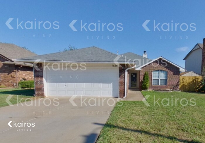 1129 NE 8th St in Moore, OK - Building Photo