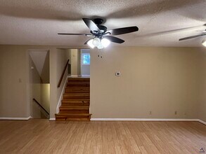 212 Highland Dr in Warner Robins, GA - Building Photo - Building Photo