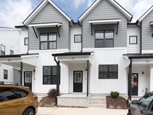 6800 Milligan Way in Raleigh, NC - Building Photo - Building Photo