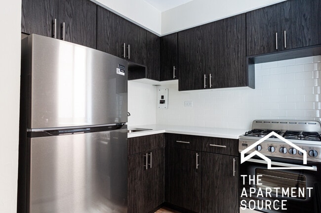 property at 5851 N Winthrop Ave