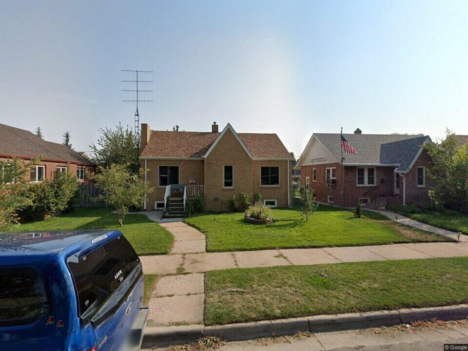109 W 3rd Ave in Cheyenne, WY - Foto de edificio