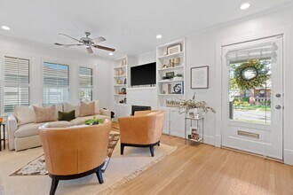 1002 W Cottage St in Houston, TX - Building Photo - Building Photo