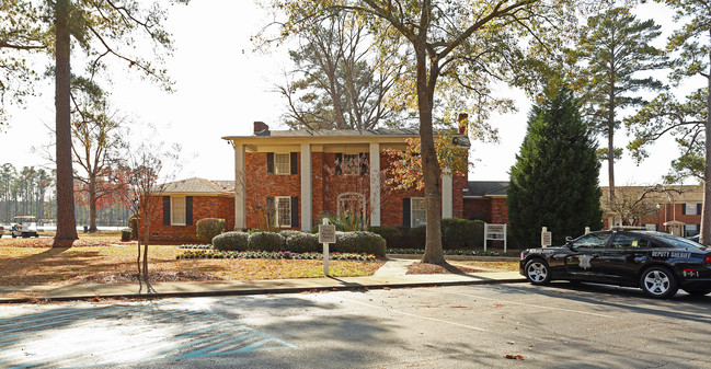 Spring Lake in Columbia, SC - Foto de edificio - Building Photo