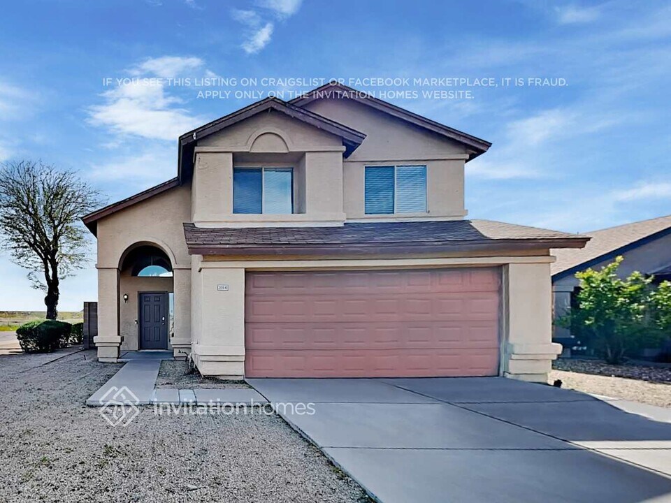 20841 N 3rd Ave in Phoenix, AZ - Building Photo