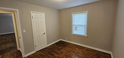 2271 N Minnesota St in Wichita, KS - Building Photo - Building Photo