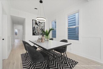 2129 N Bingham St-Unit -2 in Chicago, IL - Building Photo - Building Photo