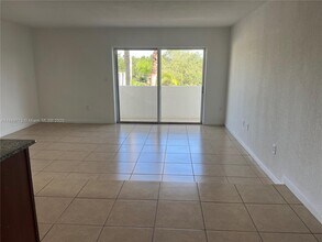 8950 SW 69th Ct in Pinecrest, FL - Building Photo - Building Photo