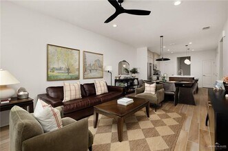 10231 N 13th St in McAllen, TX - Building Photo - Building Photo