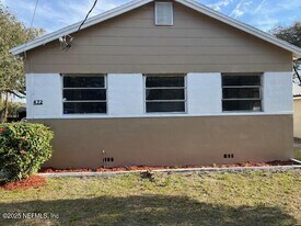 472 W 58th St in Jacksonville, FL - Building Photo