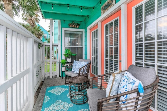 Residence at West Beach