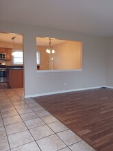 546 Fawn Ct in Carol Stream, IL - Building Photo - Building Photo