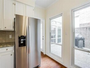 4520 Glenwick Ln in Dallas, TX - Building Photo - Building Photo