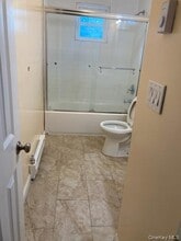 1455 E Forks Rd in Bay Shore, NY - Building Photo - Building Photo