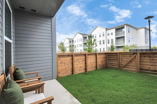 property at 2020 Grandway Dr