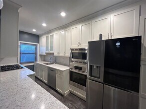 470 N Broadway in Yonkers, NY - Building Photo - Building Photo