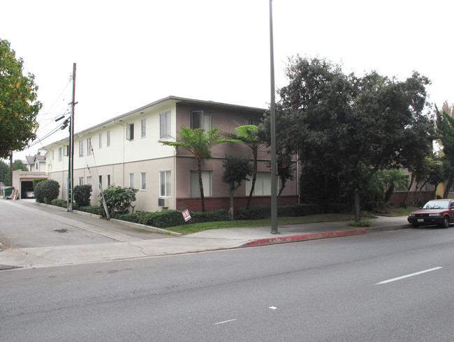 220-224 S Santa Anita Ave in Arcadia, CA - Building Photo - Primary Photo