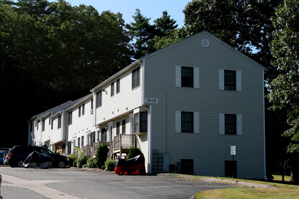 Sturbridge Meadows Townhomes Sturbridge, MA Apartments For Rent