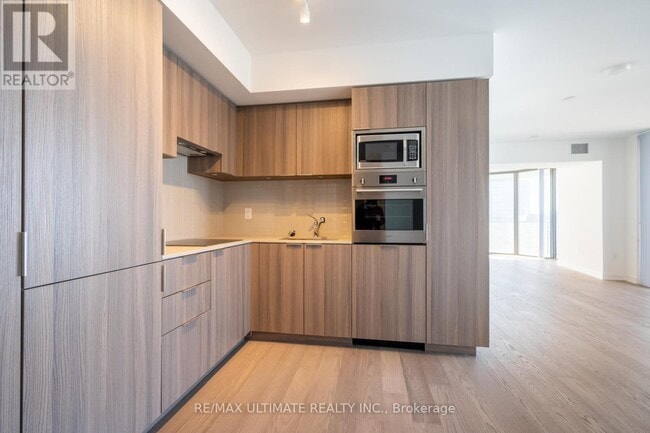 property at 11 Wellesley St W