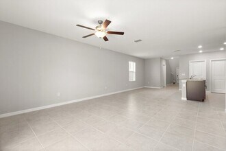 4305 Romano Busciglio St in Tampa, FL - Building Photo - Building Photo