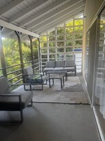 2119 1/2 S Beverly Glen Blvd, Unit 2119 beverly glen in Los Angeles, CA - Building Photo