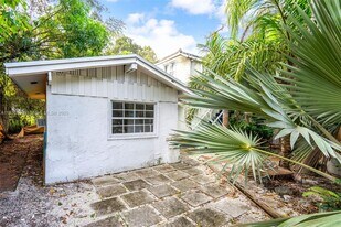 176 NE 50th St in Miami, FL - Building Photo