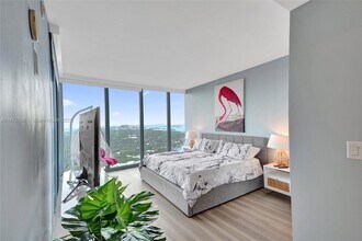 601 NE 36th St in Miami, FL - Building Photo - Building Photo