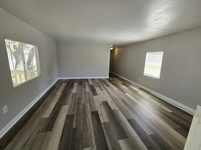 11211 East Bay Rd in Gibsonton, FL - Building Photo - Building Photo