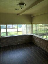 218 W Independence St in Shawnee, OK - Building Photo - Building Photo