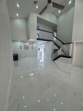 18847 NW 82nd Pl in Hialeah, FL - Building Photo - Building Photo