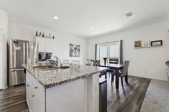 5810 Rue Picasso in Converse, TX - Building Photo - Building Photo