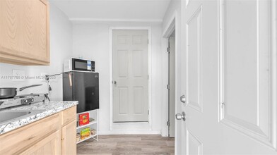 20302 NW 39th Ct-Unit -1 in Miami Gardens, FL - Building Photo - Building Photo