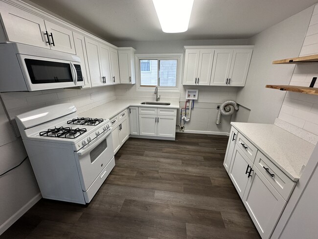 1222 N Lindsay St in Kokomo, IN - Building Photo - Building Photo