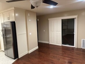 24 Hacienda Ln in Woodland, CA - Building Photo - Building Photo